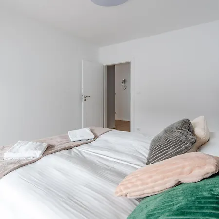 Mazowiecka Park By Bookinghost Kołobrzeg