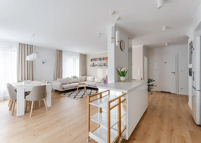 Mazowiecka Park By Bookinghost Kołobrzeg